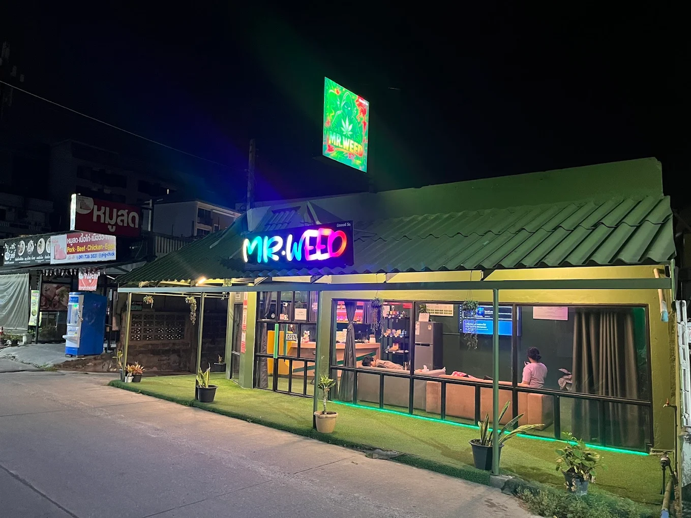 MR.WEED Location 2
